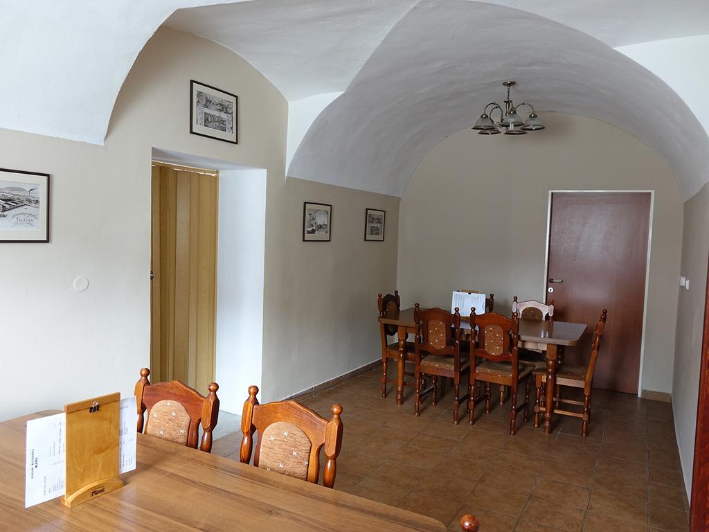 Pension Zaclersky Medved Zaclér Exterior foto
