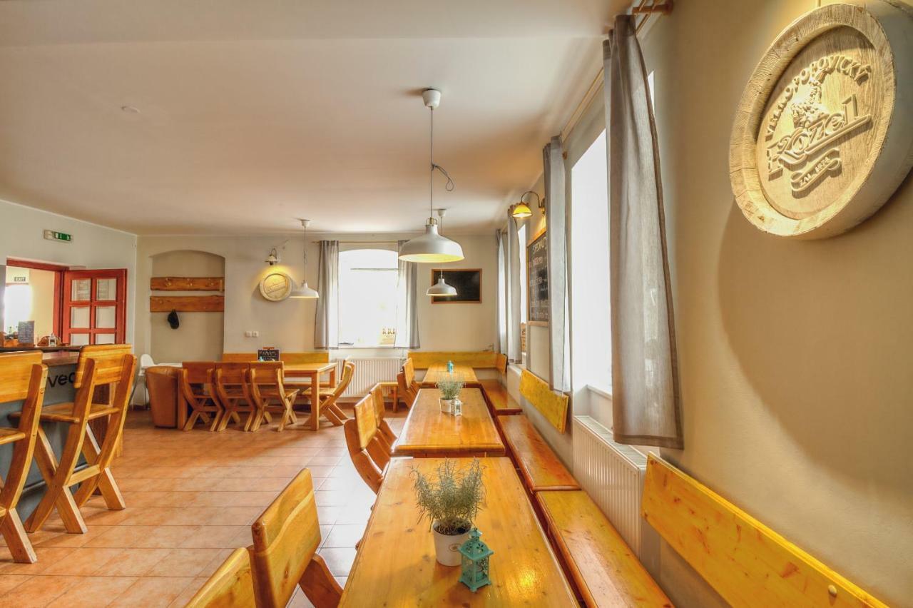 Pension Zaclersky Medved Zaclér Exterior foto