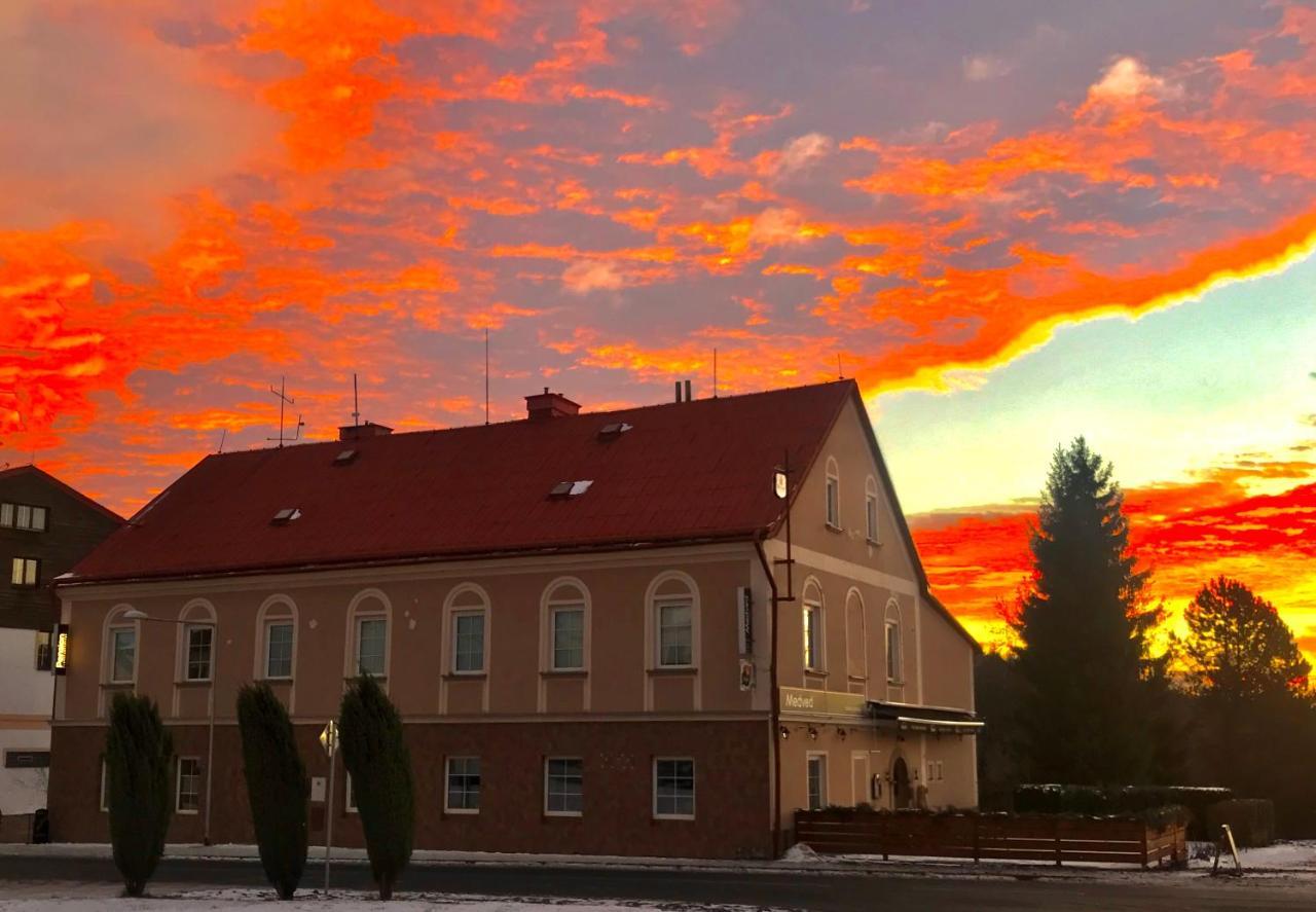 Pension Zaclersky Medved Zaclér Exterior foto